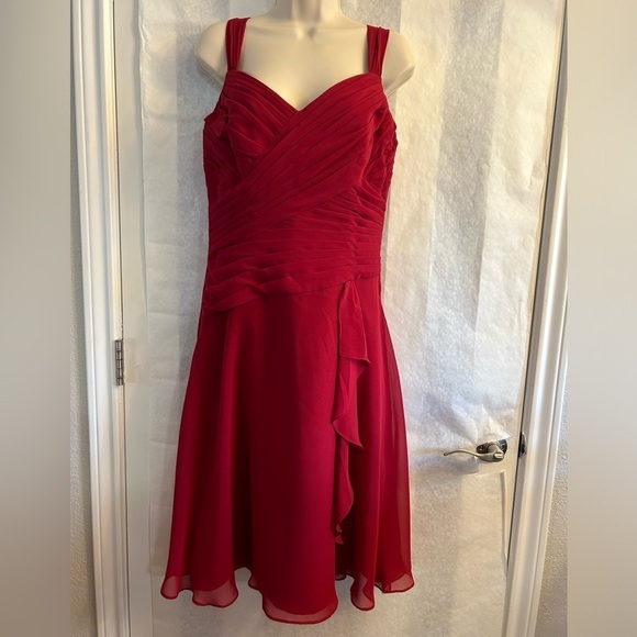 Jasmine Bridal B2 formal red cascade dress Sz-10. S20 - Picture 1 of 14